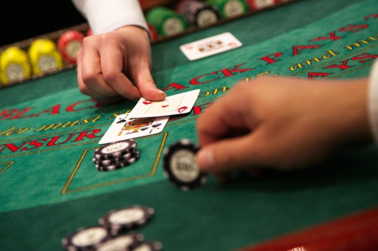 Top Reasons to Use Bitcoin and Ethereum for Casino Deposits and Pay-outs